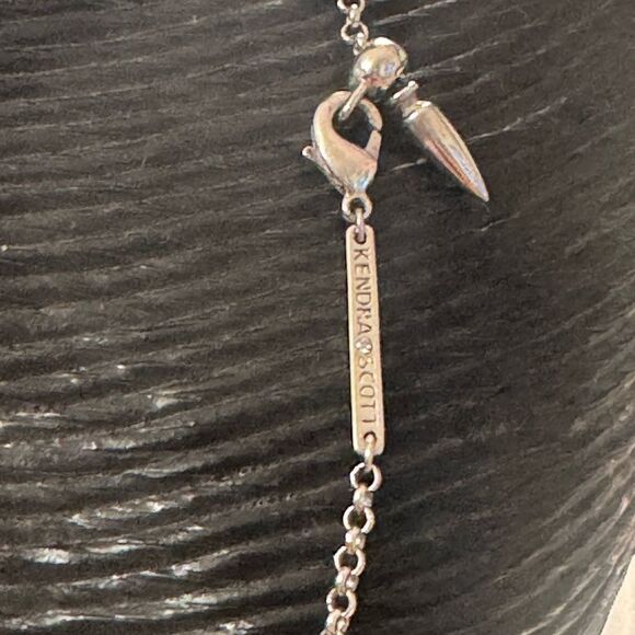 Kendra Scott Addison Adjustable Choker Necklace - Picture 3 of 7